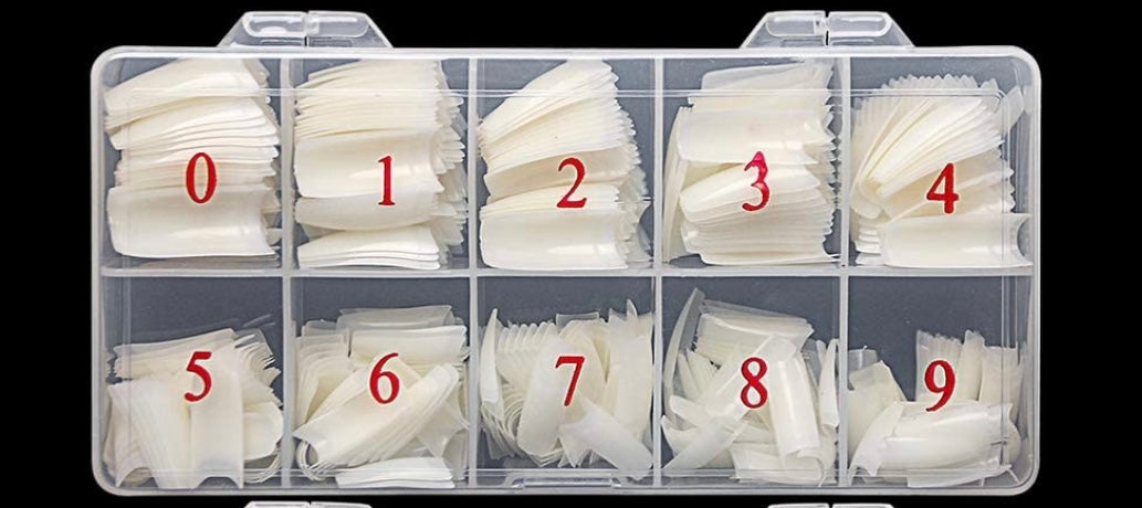 Faux ongles en acryliques naturels avec demi-coque (500pcs)